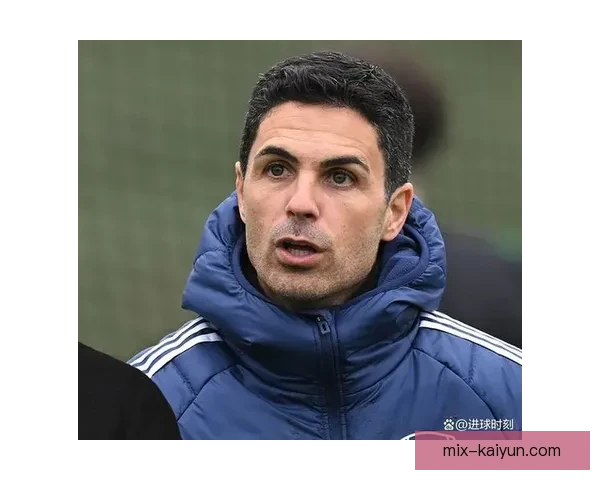 齐达内在皇马时期表现稳健，带领球队实现多项荣誉，成为历史传奇教练。