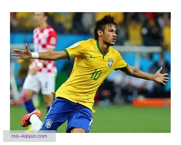 内马尔登福布斯收入榜 足坛顶薪球员表现稳健持续提升